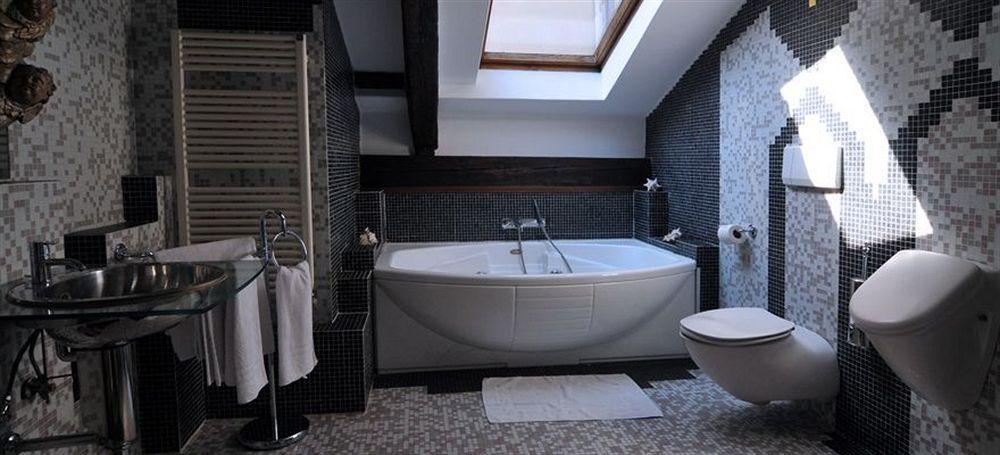 Appartamento Garden Ca' Rezzonico เวนิส ภายนอก รูปภาพ